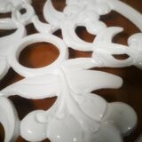 Enamelled cast iron table mat