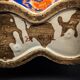 Chinese polychrome porcelain vase, Imari style, polybious shape, 20th century