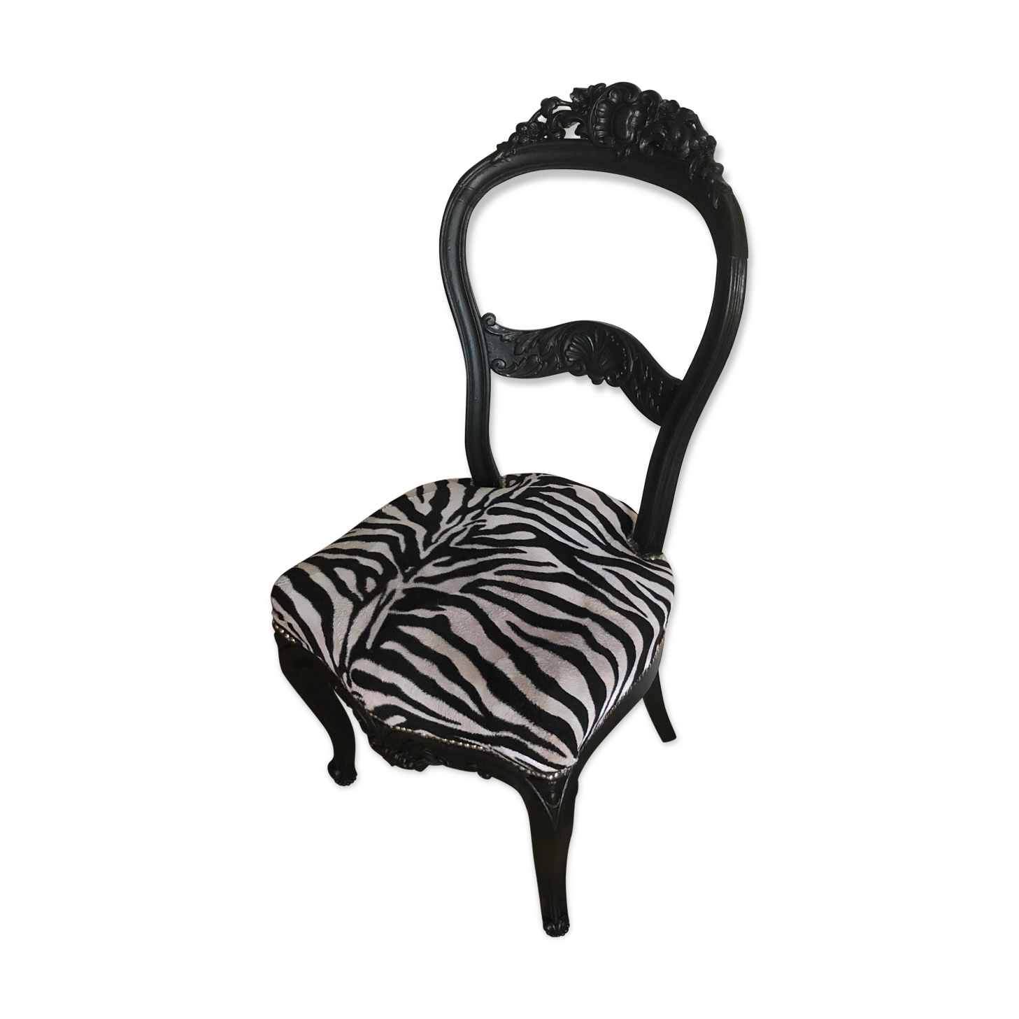 Chaise style Louis XV relookée