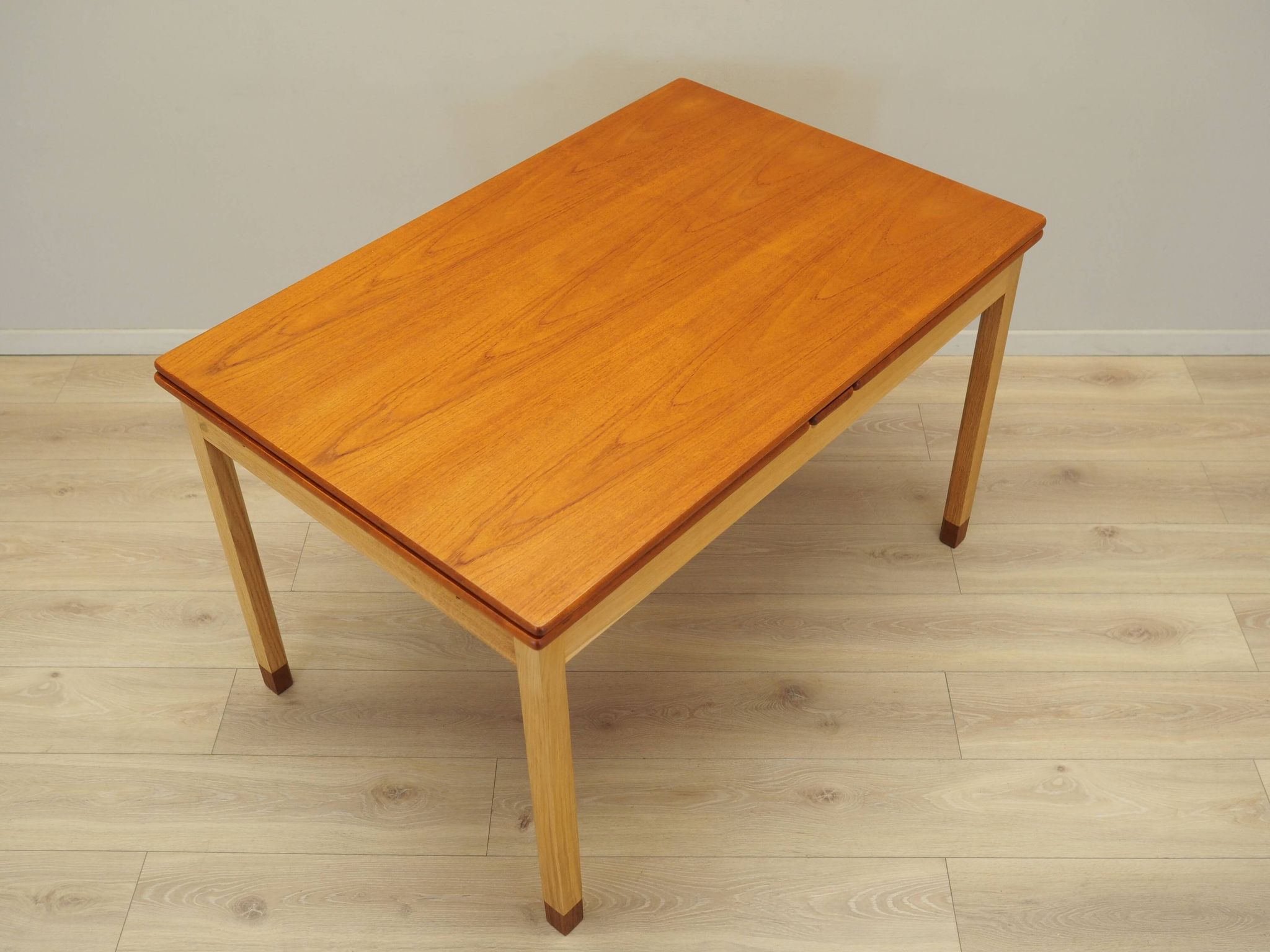 Table extensible, design danois, années 1970, fabricant : SKM