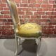 Lot d'un fauteuil et d'une chaise