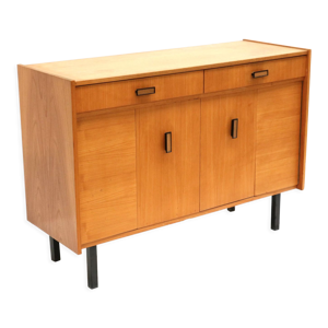 buffet vintage avec portes