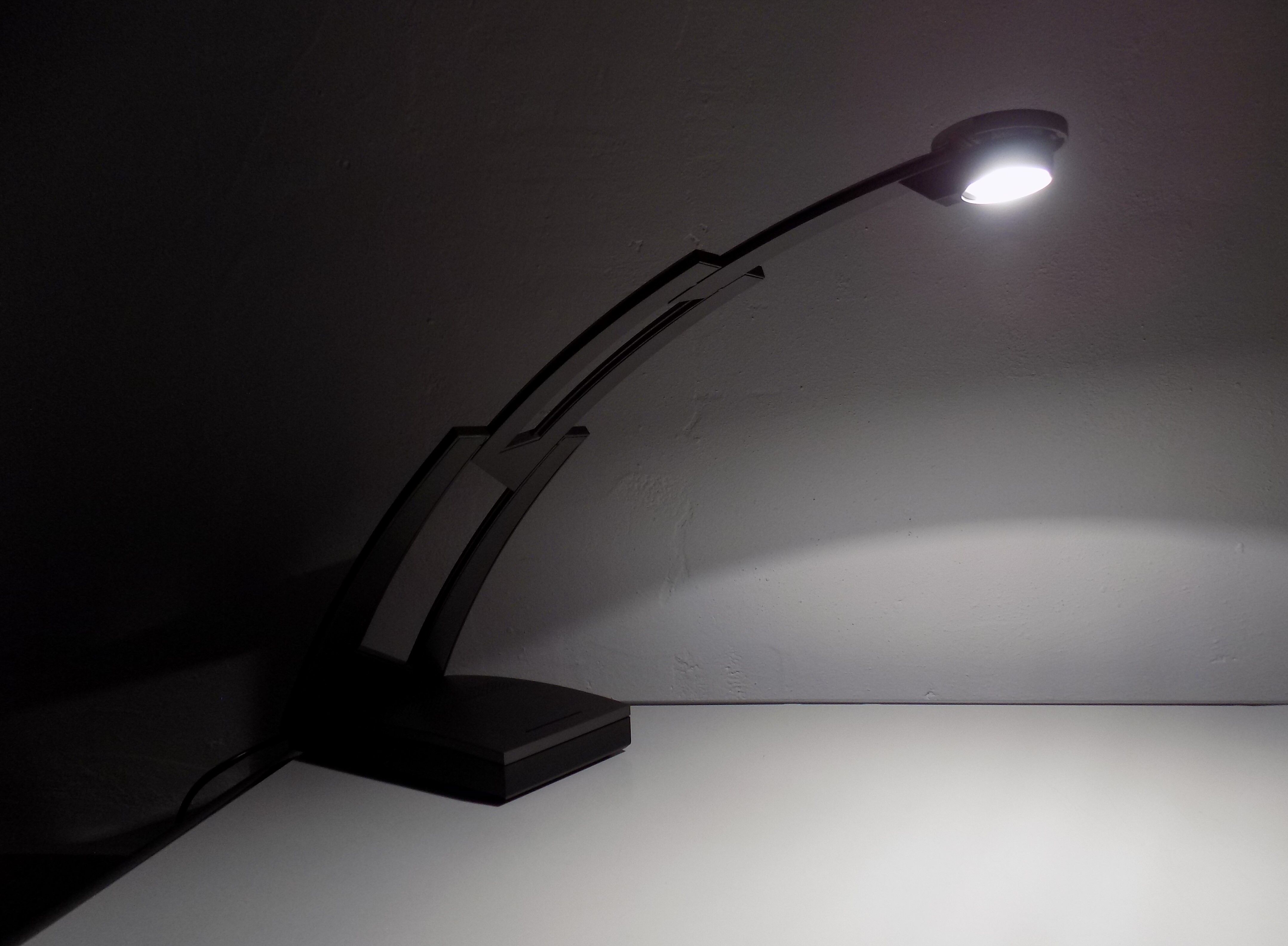 Lampe de table star trek par f.a. porsche