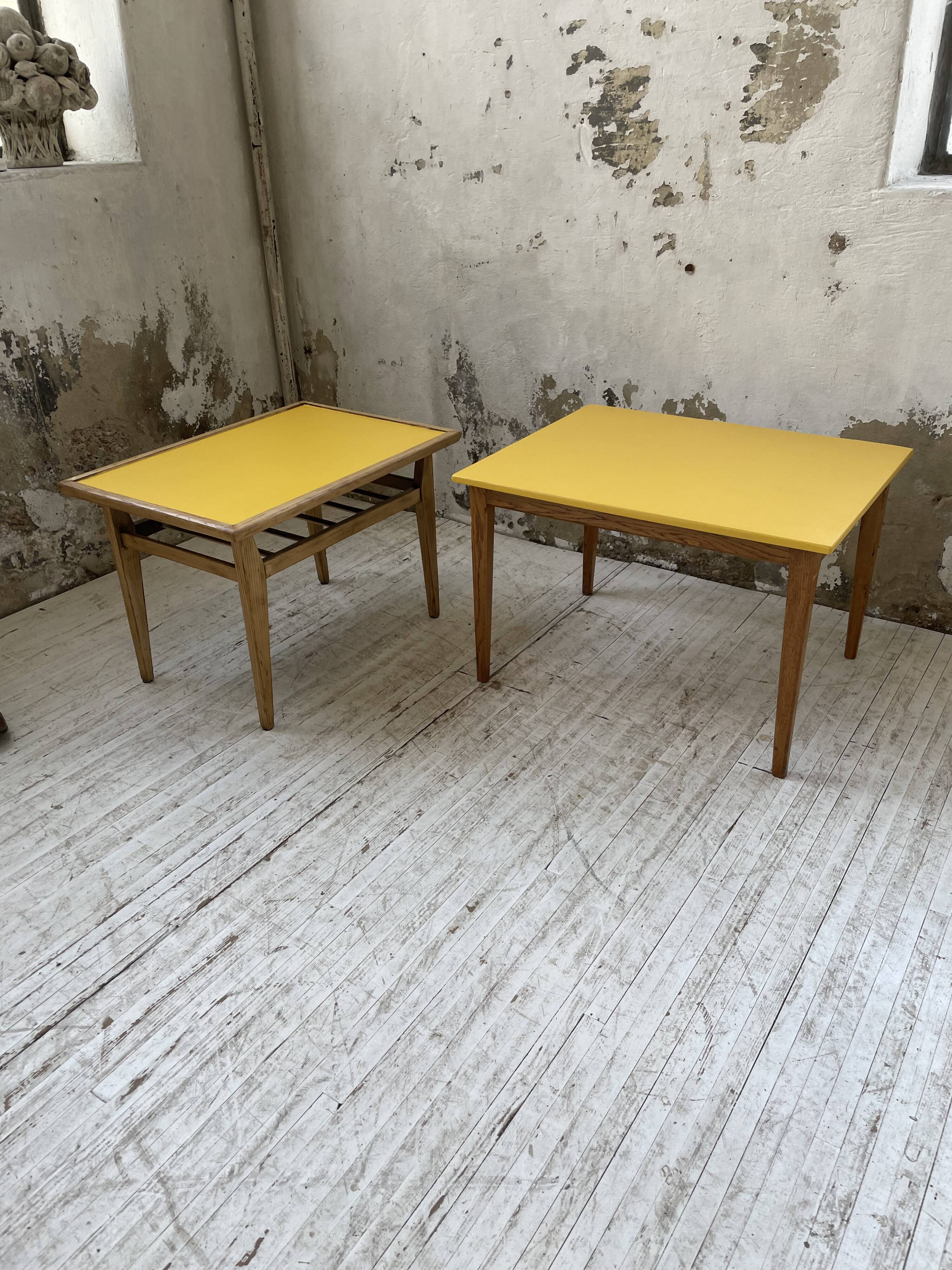 Duo de tables basses bois jaune