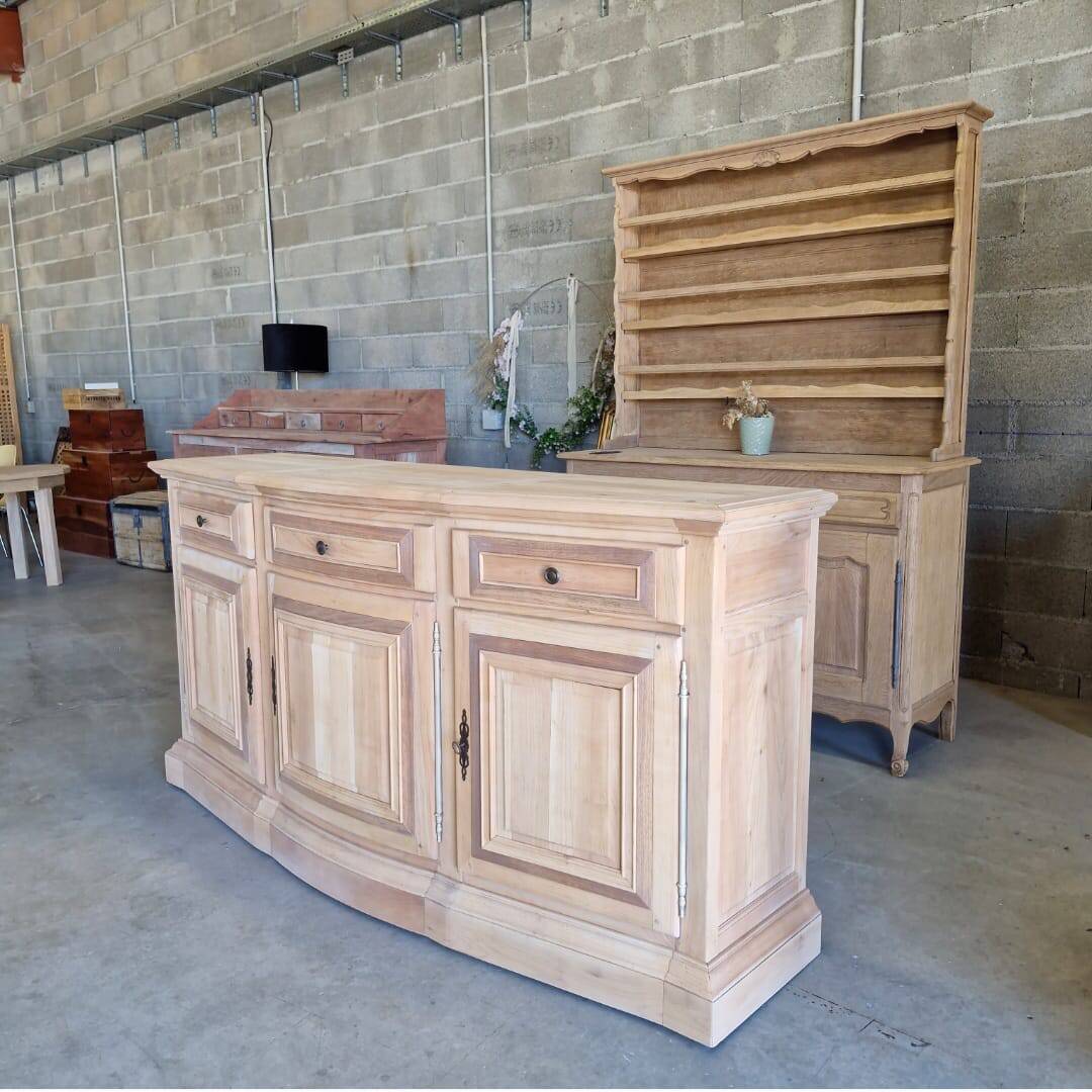 Buffet in solid cherry wood, fully sandblasted.