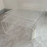 Invisible nesting tables from the swamp