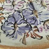 Stoneware plate with hand-painted floral decoration