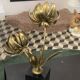 Table lamp with flowers in brass, Hollywood Jansen style.