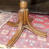 Fauteuil de bureau en bois courbé pivotant assise cannée