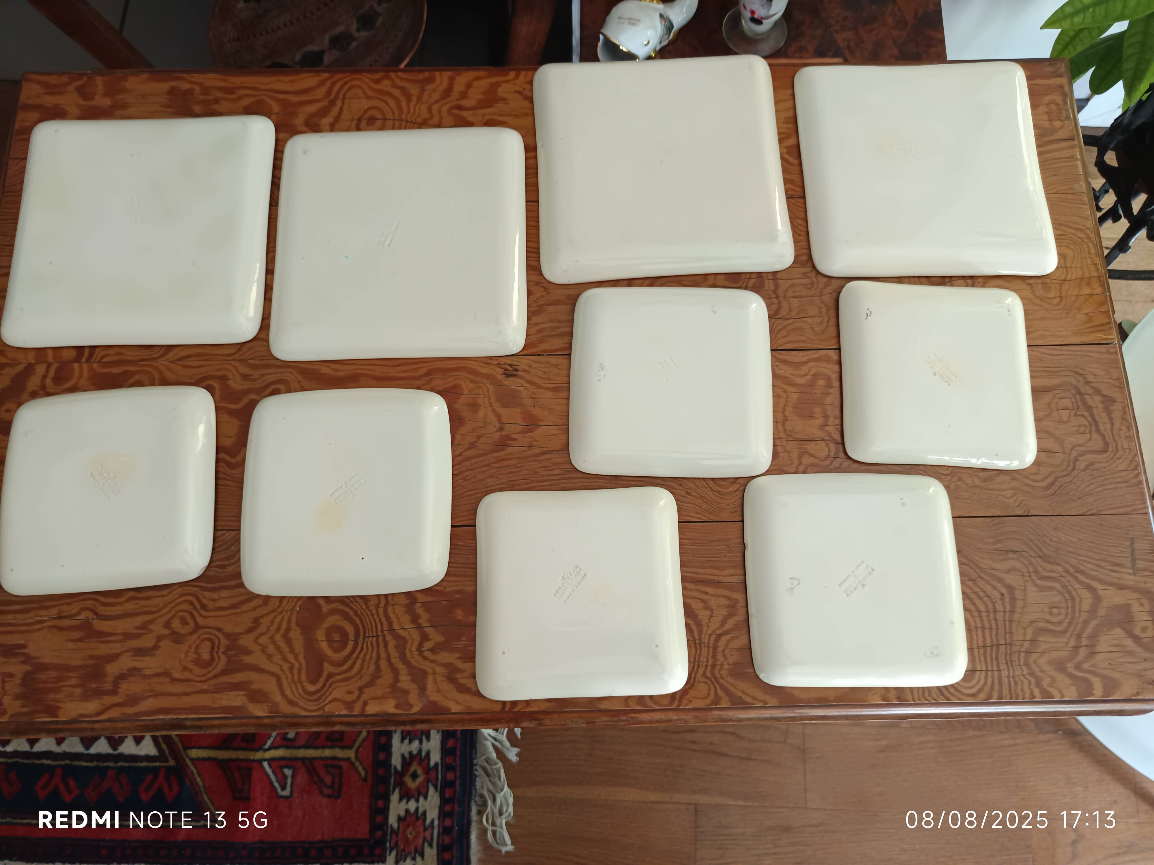 Set of 10 vintage enameled earthenware plates Renouveau Cagnes sur Mer