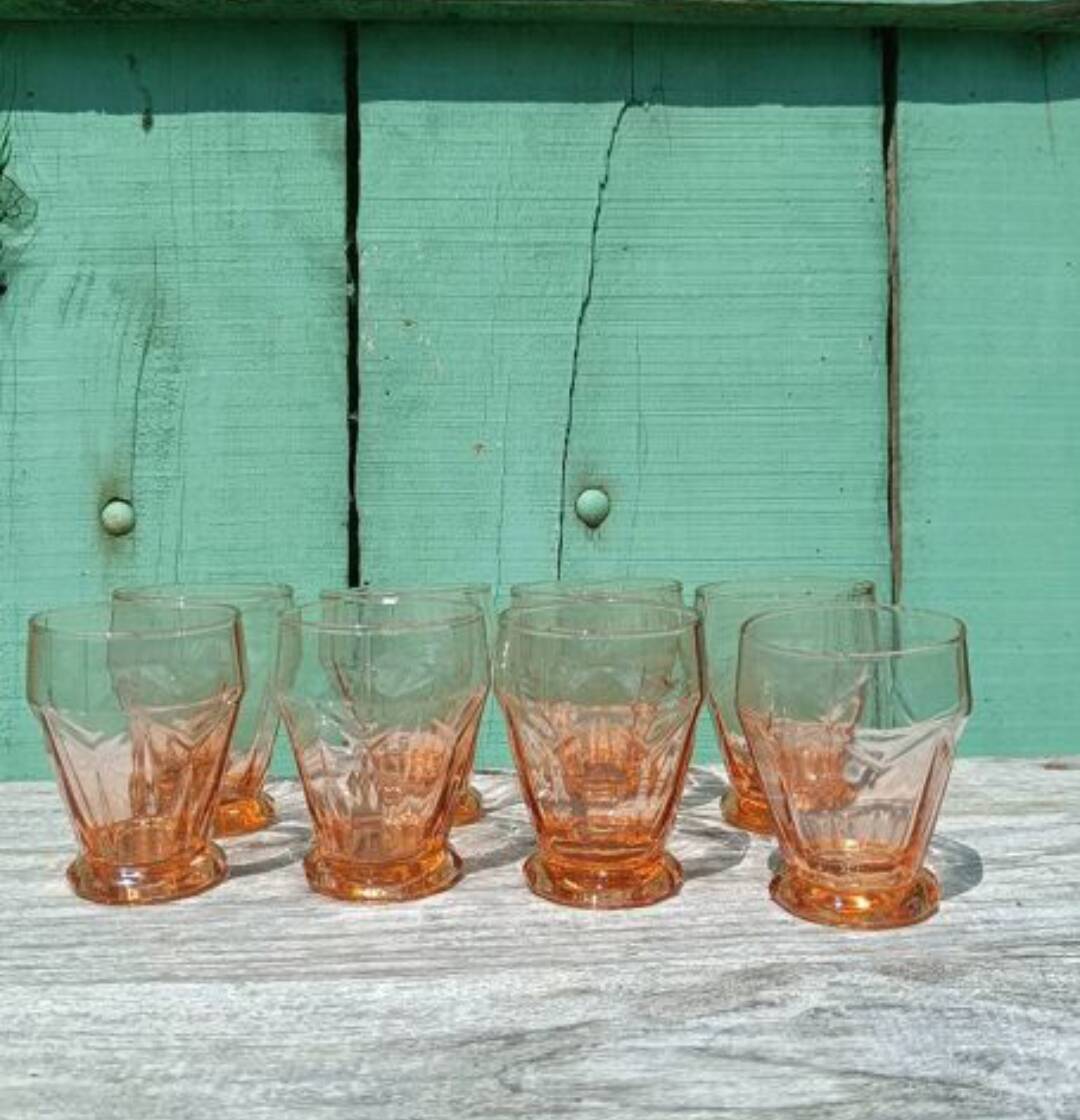 Art Deco Pink Glasses