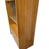 Vintage wooden display cabinet/bookcase.