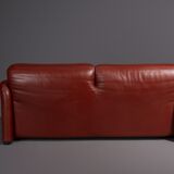 2-seat Maralunga sofa designed by Vico Magistretti for Cassina