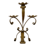 Chandelier vintage stylisé en fer forgé doré