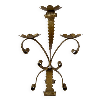 Chandelier vintage stylisé en fer forgé doré
