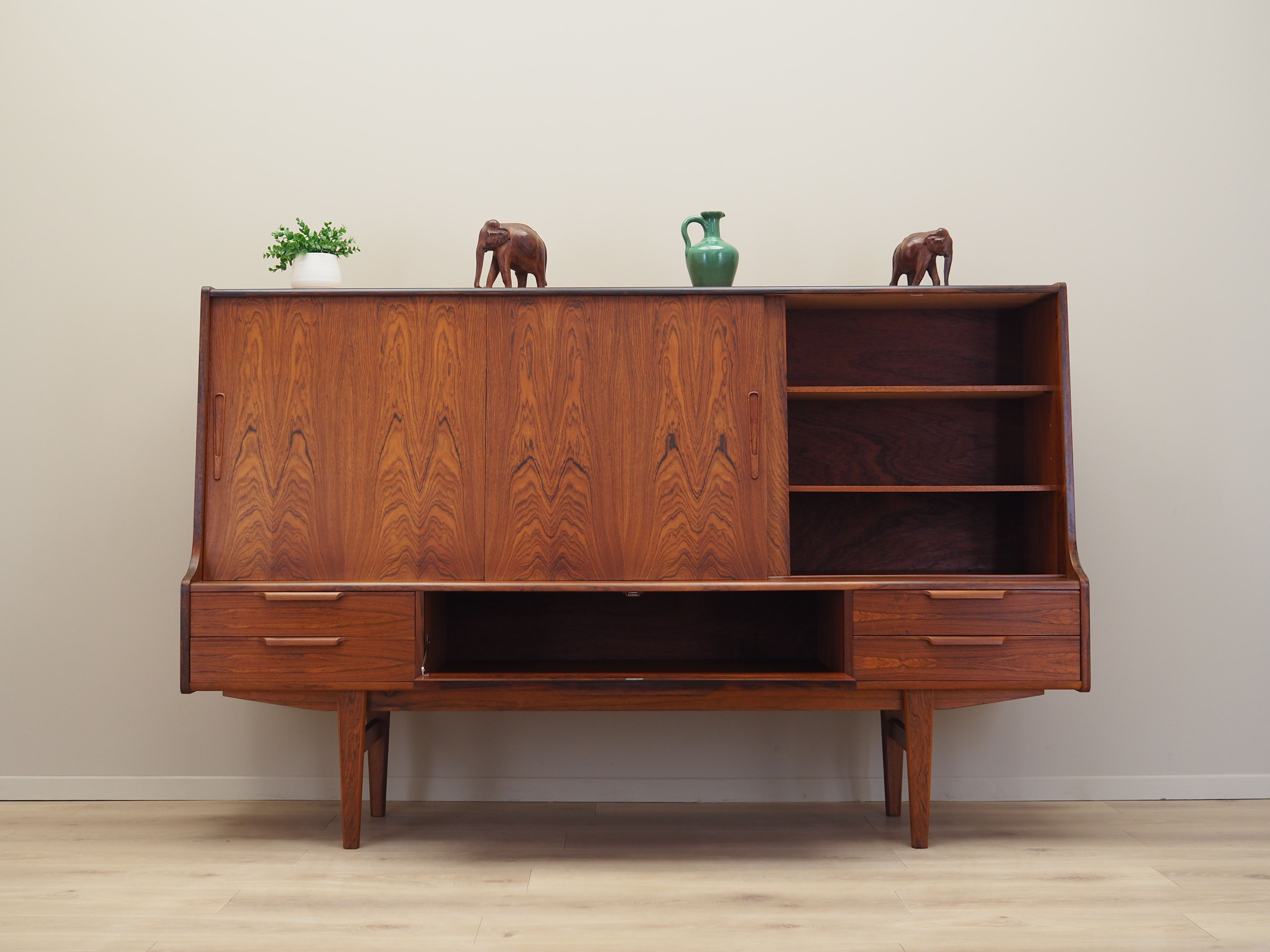 Rosewood highboard, Danish design, 1960s, manufactured by Luno Møbler