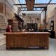 Buffet brutaliste en vieux sapin