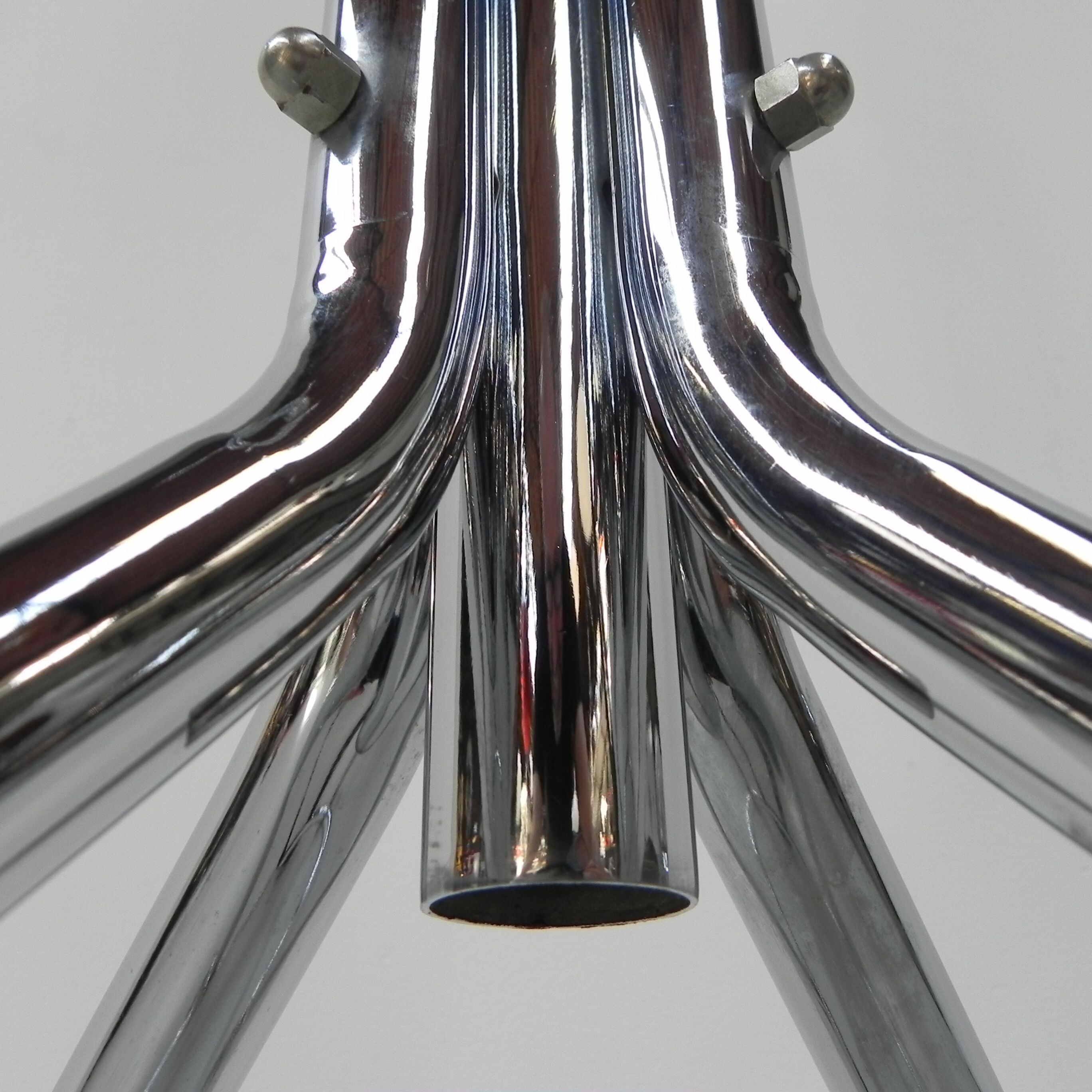Standing chrome-plated Tubax coat rack