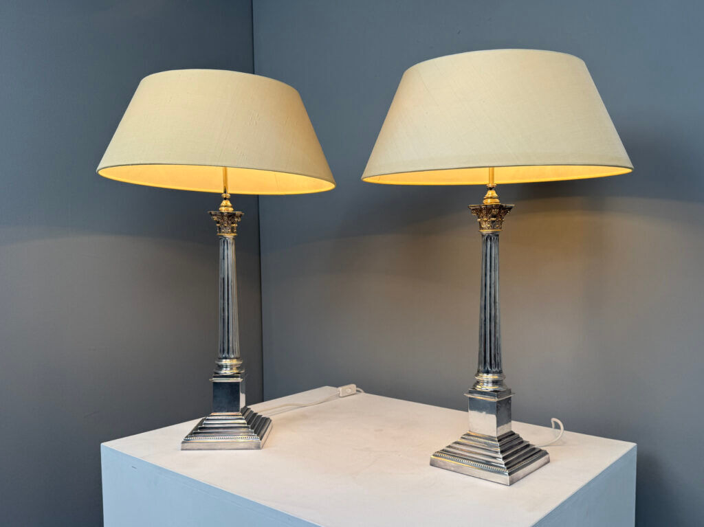 Pair of table lamps, Corinthian columns, silver-plated, England, 1970s