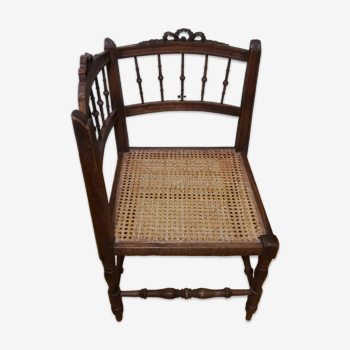 Chaise d'angle cannée de style Louis XV