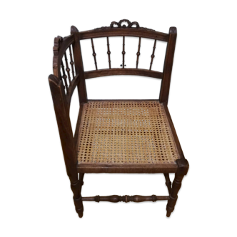 Chaise d'angle cannée de style Louis XV