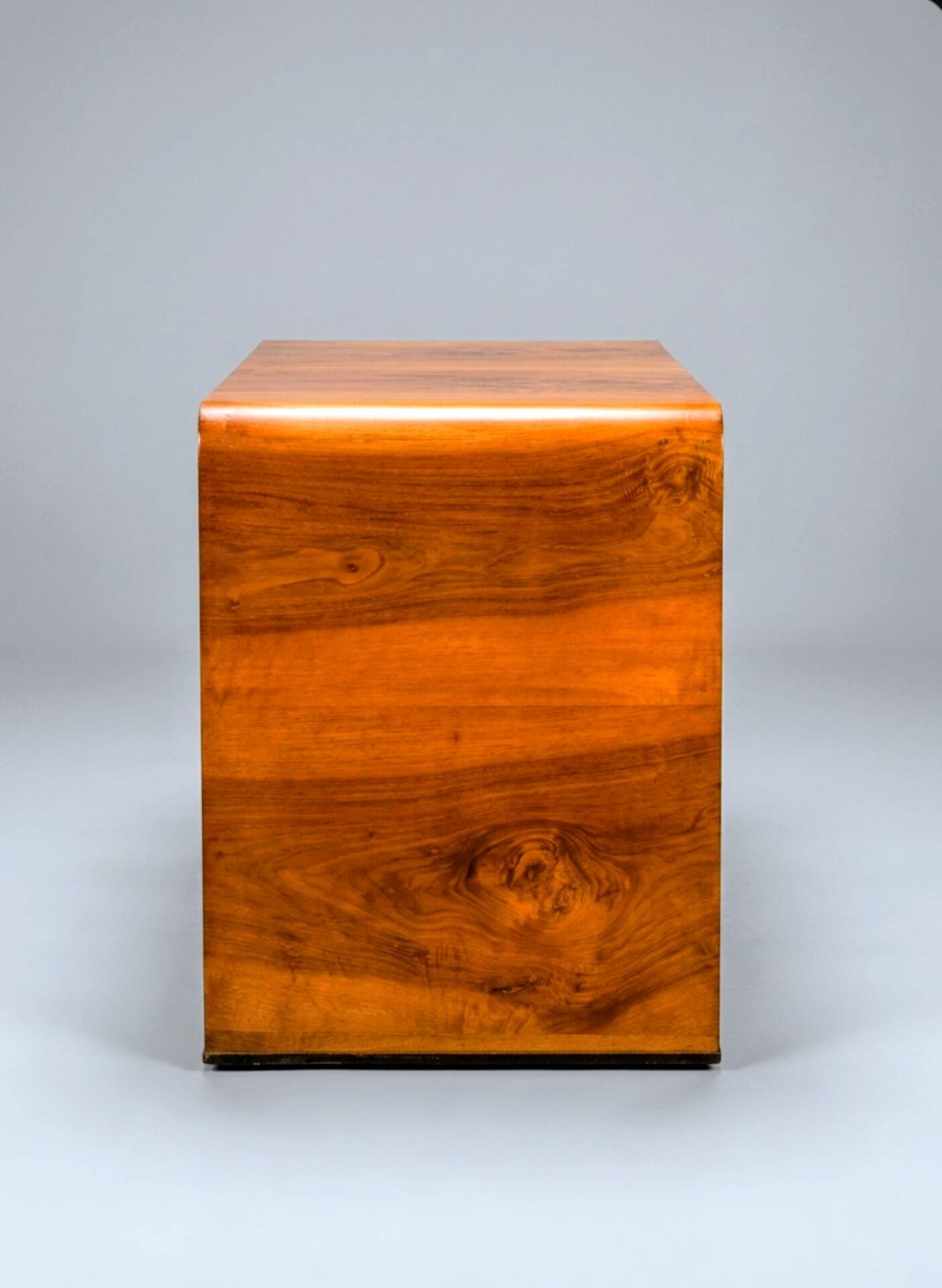 Italian walnut writing desk.attrib Guglielmo Ulrich