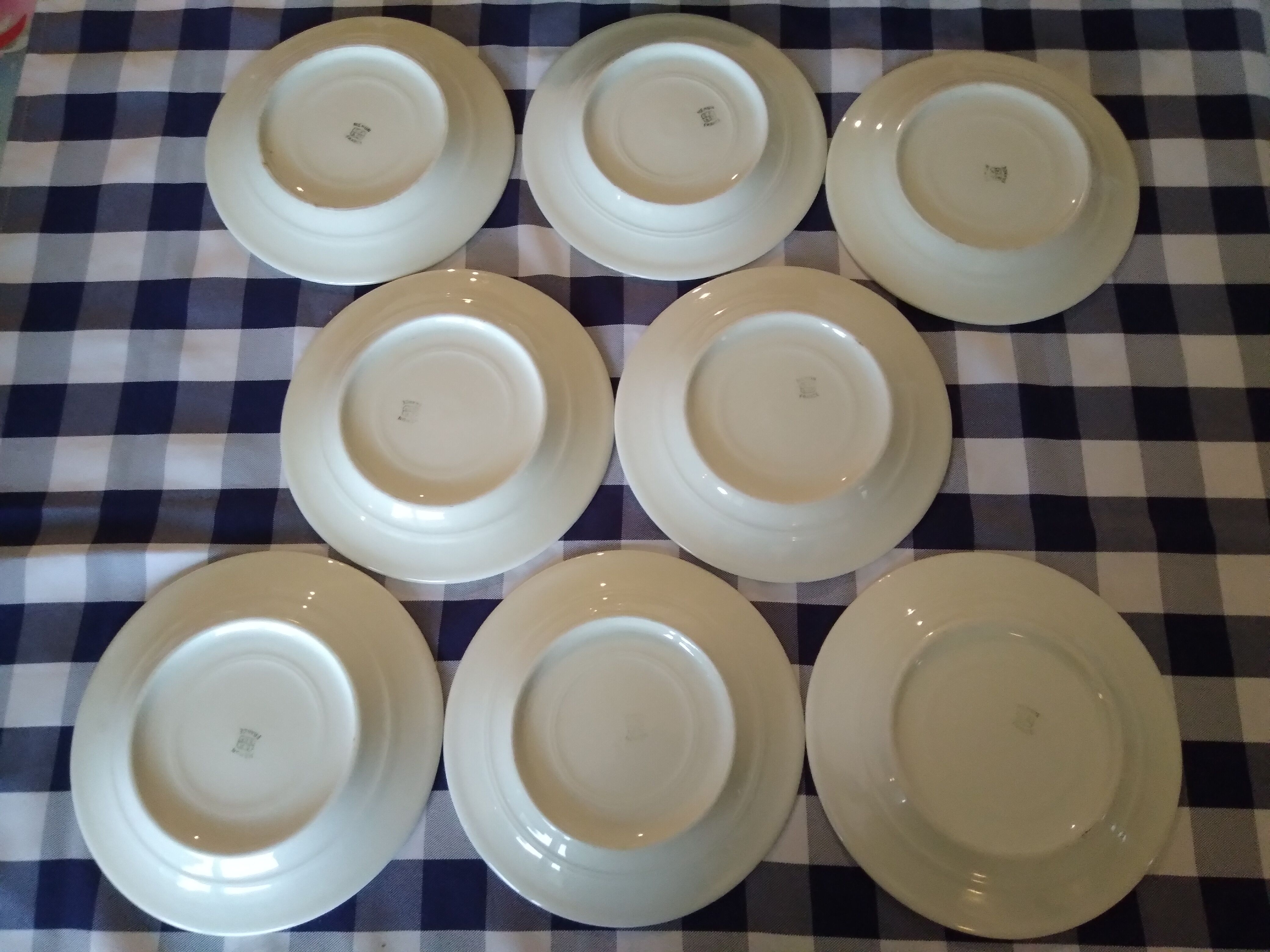 Dessert plates floral decoration Mehun France