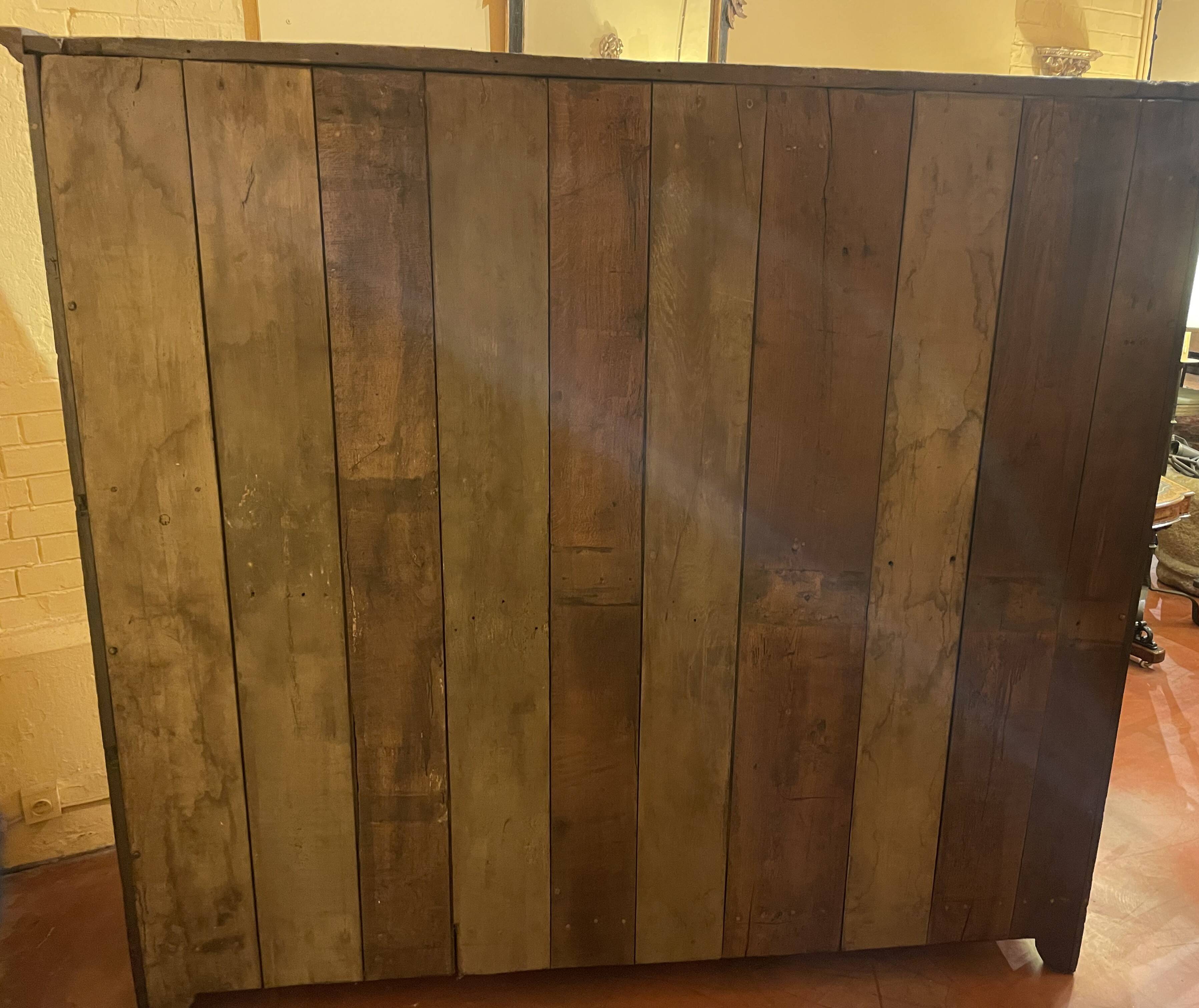 large 6-door Spanish Renaissance oak cabinet - 17th century
