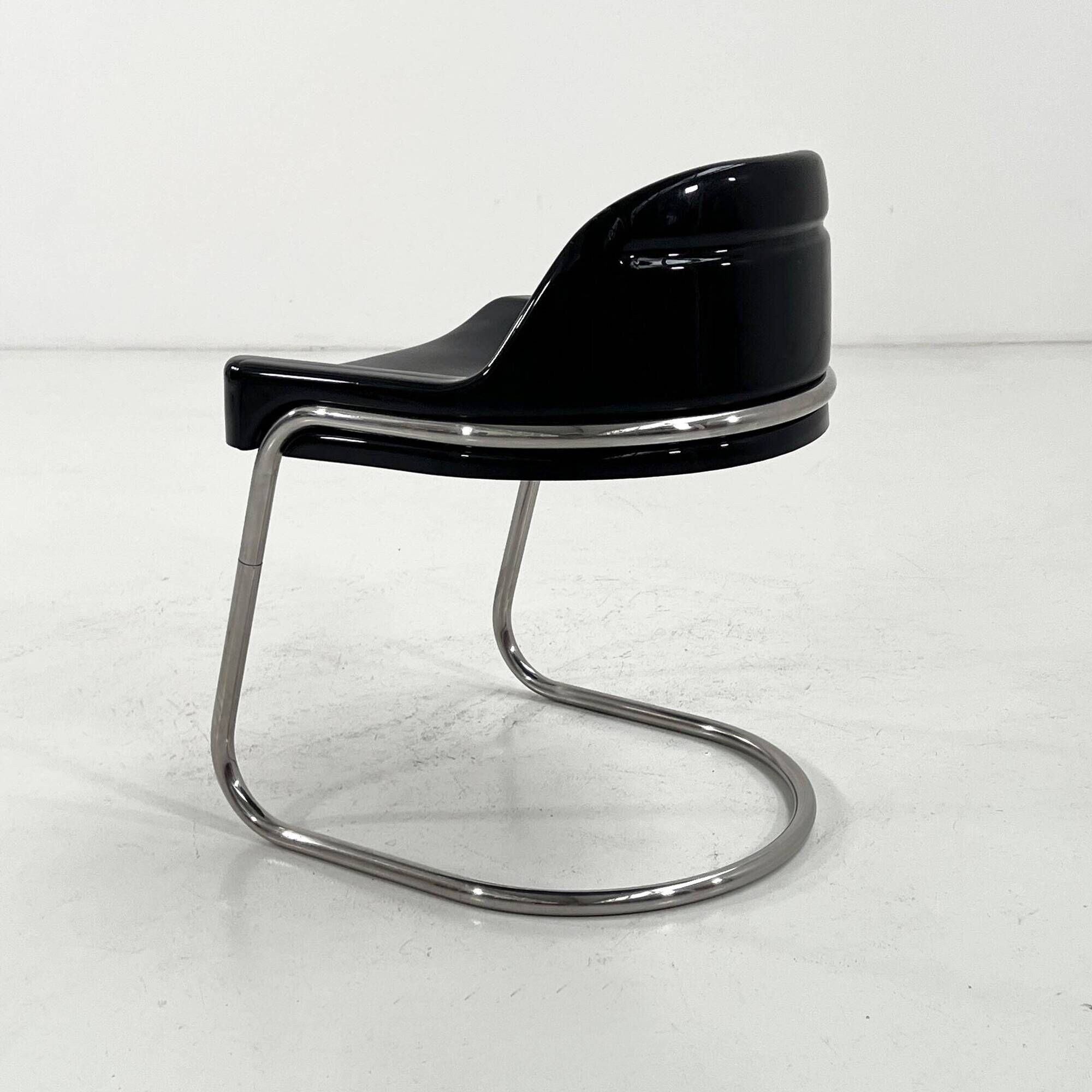 Orix Black Chair by Vittorio Parigi and Nani Prina for Molteni, 1970
