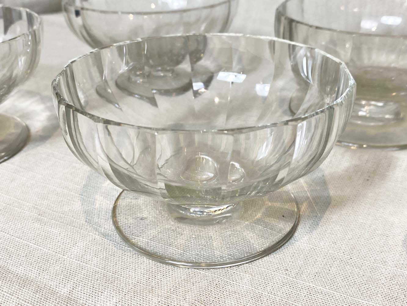 Service of 12 dessert cups, crystal