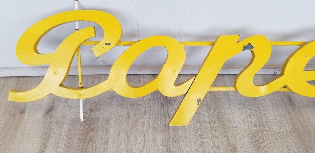 "Papeterie" sign