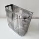 Corbeille murale industrielle en inox