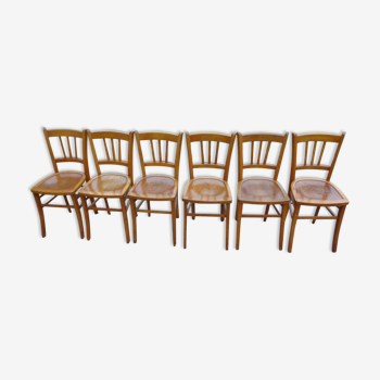 Set de 6 chaises bistrot vernies