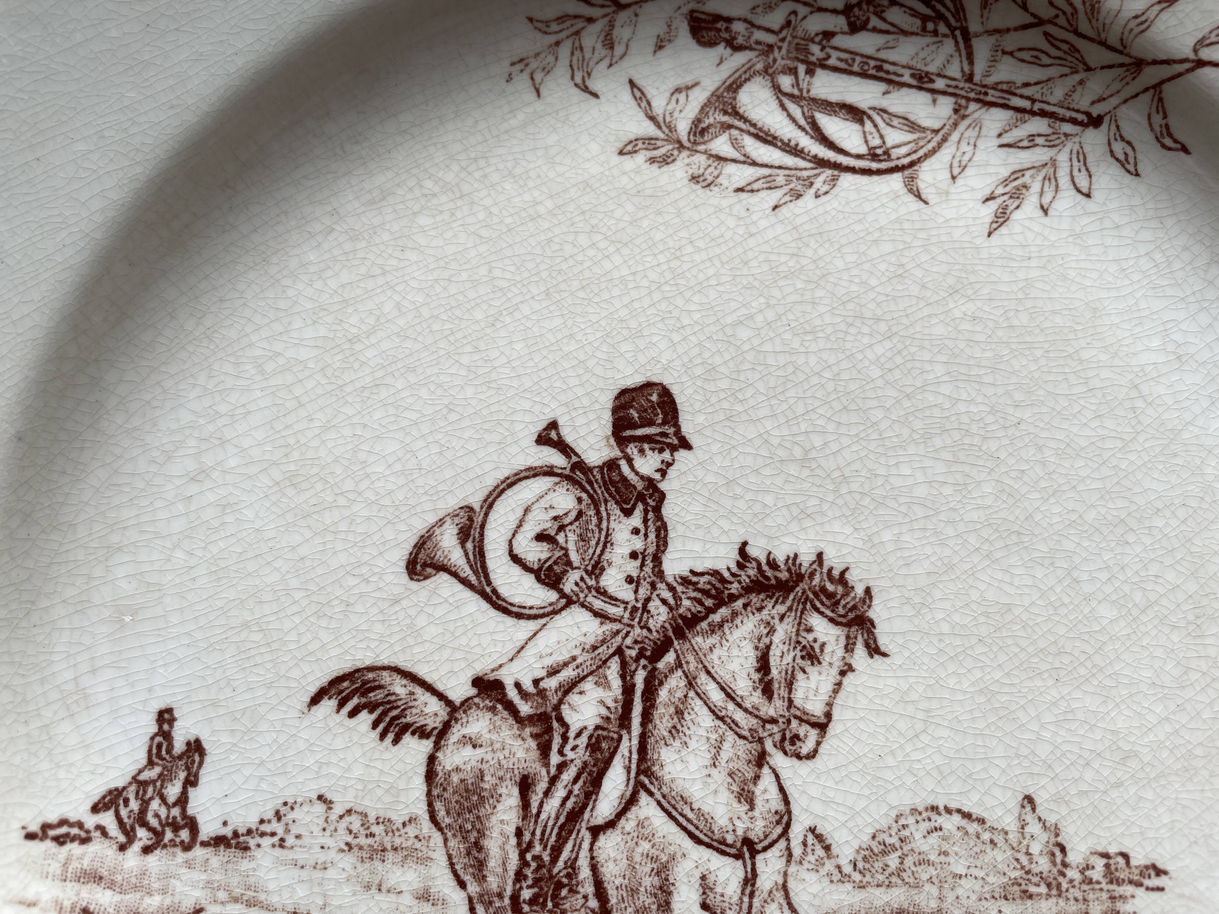 Flat plates iron earth hunting scene vieillard