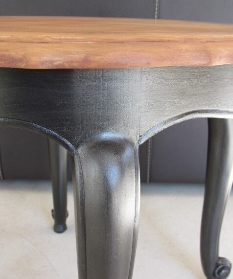 side-up or lounge table or for children