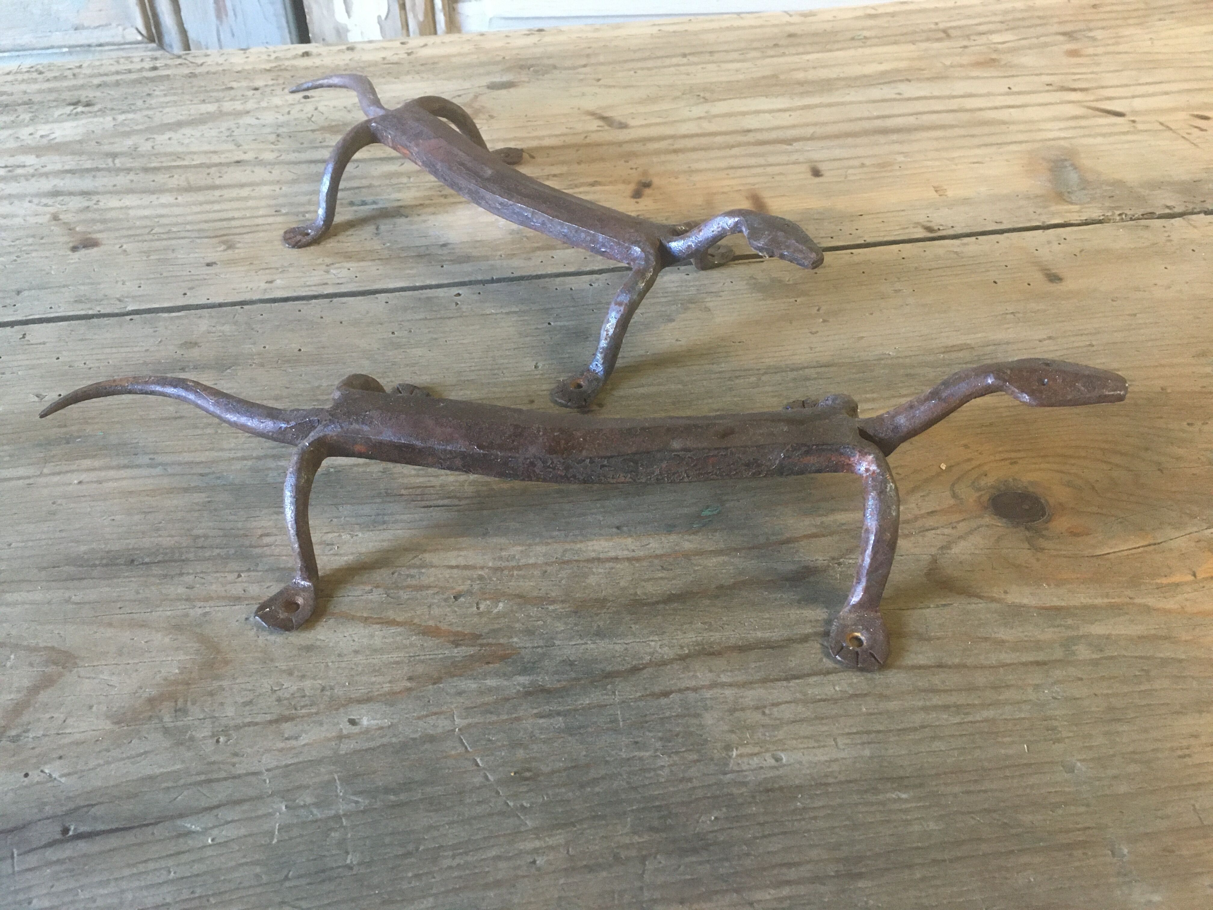 Door handles "Lizards" in handcrafted recycled wrought iron