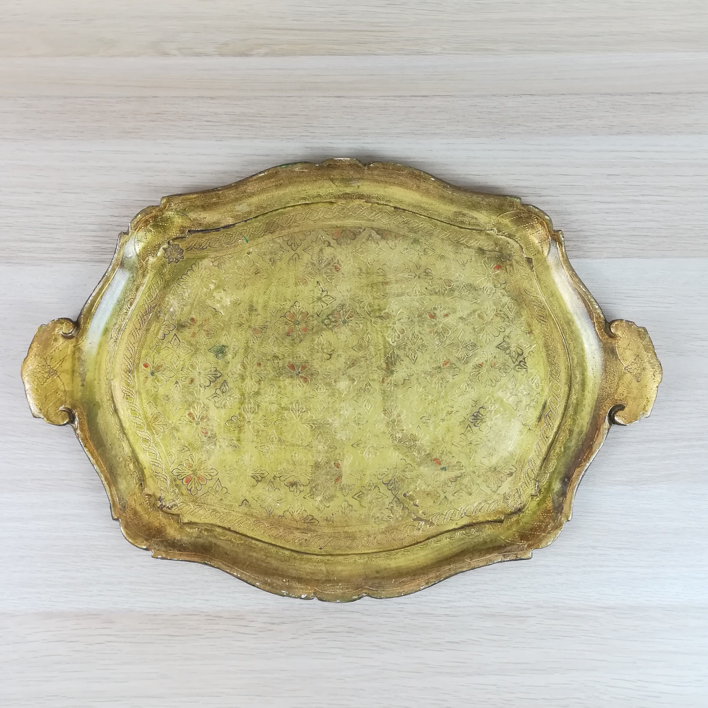 Patinated Florentine plateau