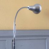 Chrome metal lamppost