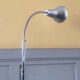 Lampadaire en métal chromé