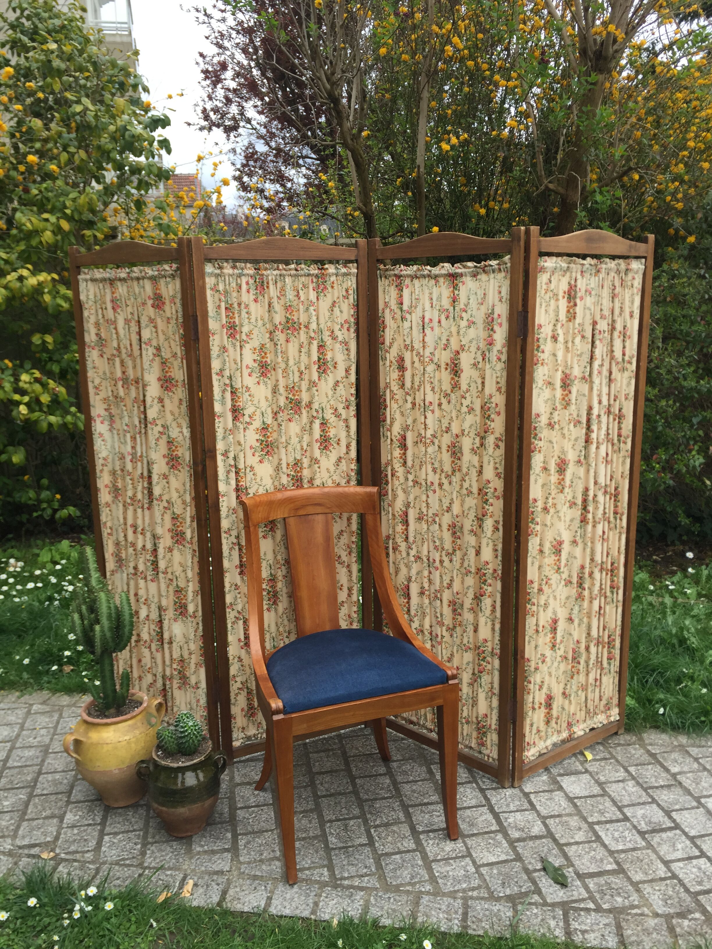 Screen vintage wood & fabric flower 1940