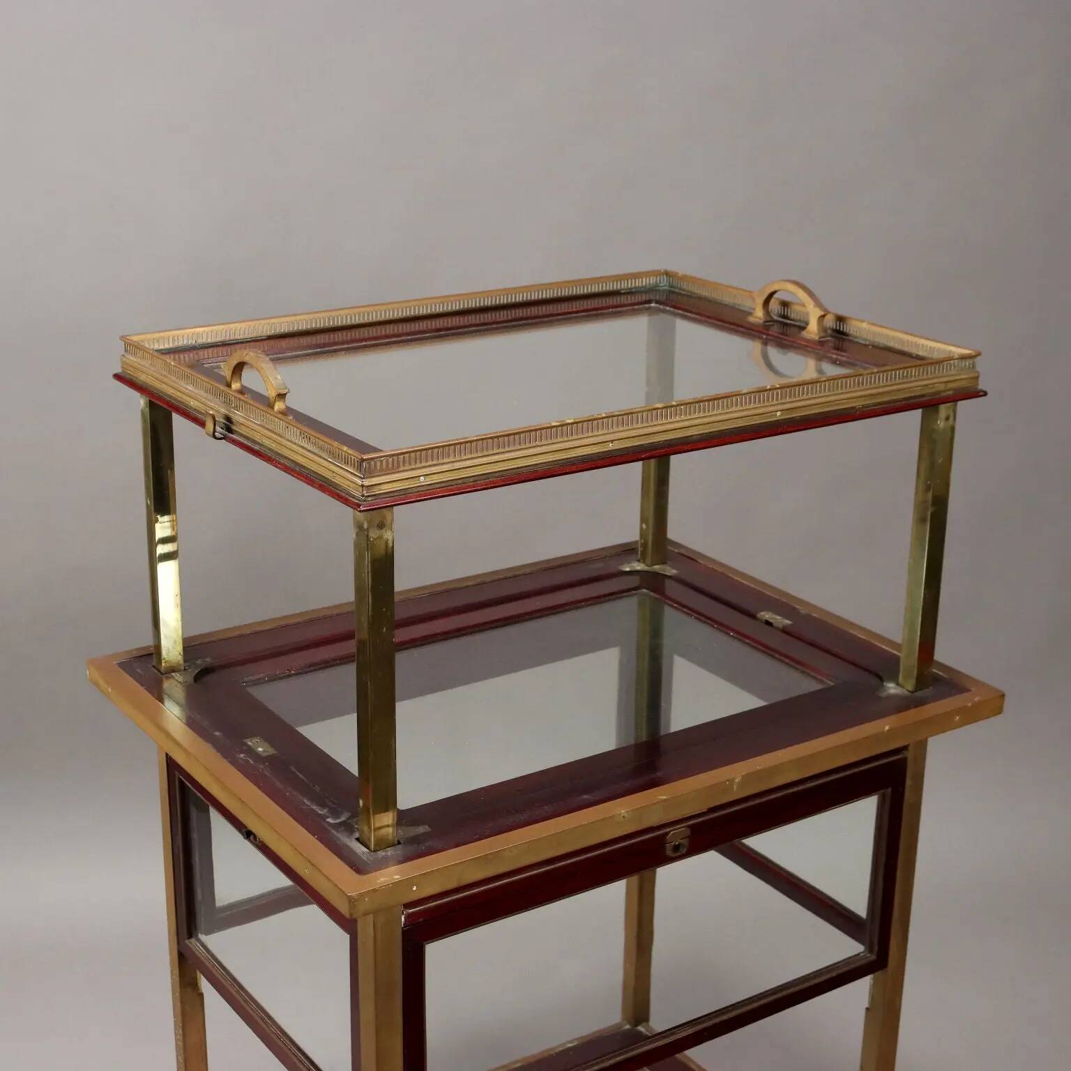 Antique Art Nouveau sideboard in mahogany and brass, Italy, 20th century.