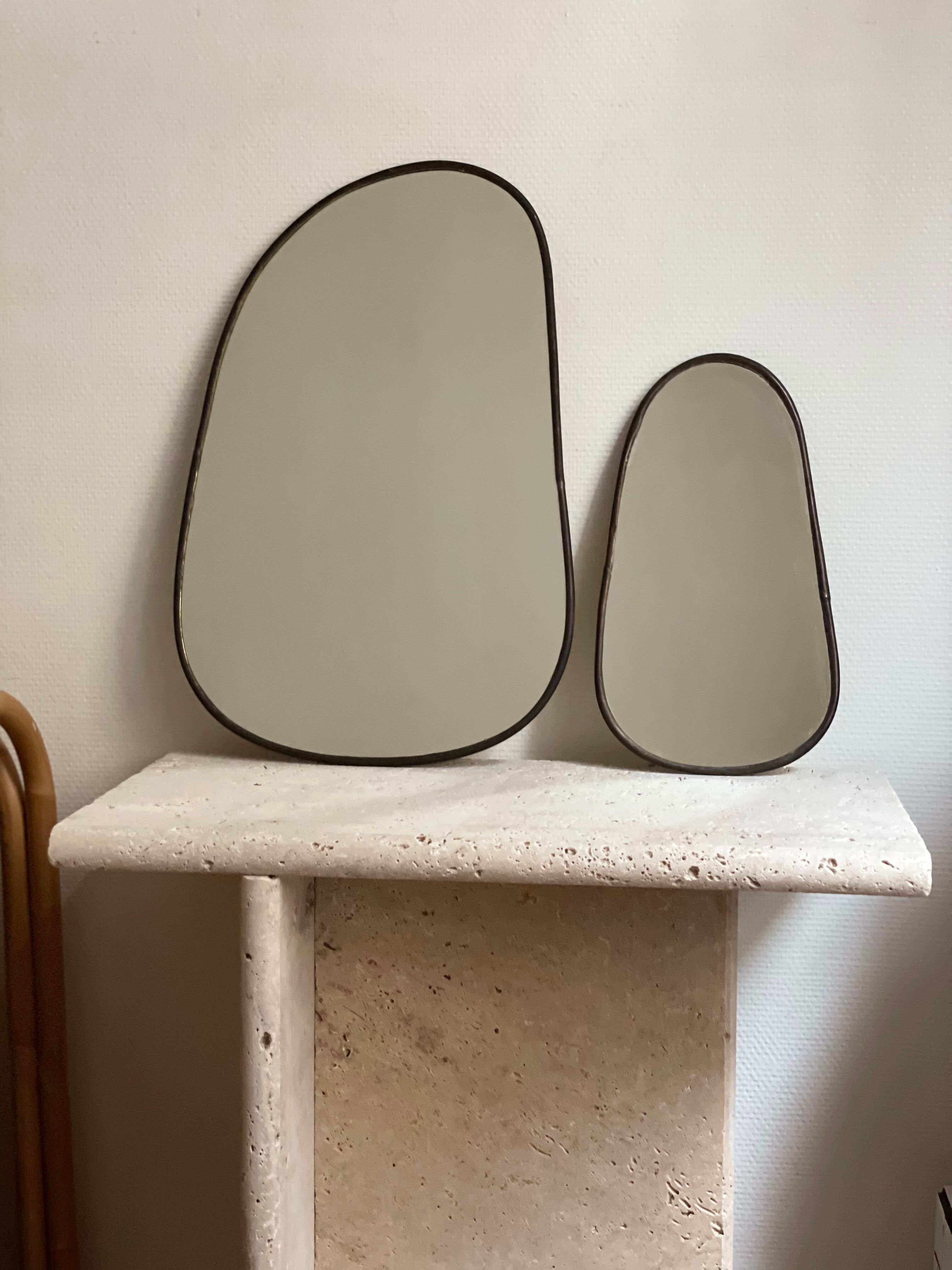 Mirror organic egg brass black 60x40cm