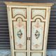Armoire peinte à 2 portes