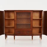 Buffet haut en noyer, design danois, années 1960, production : Danemark