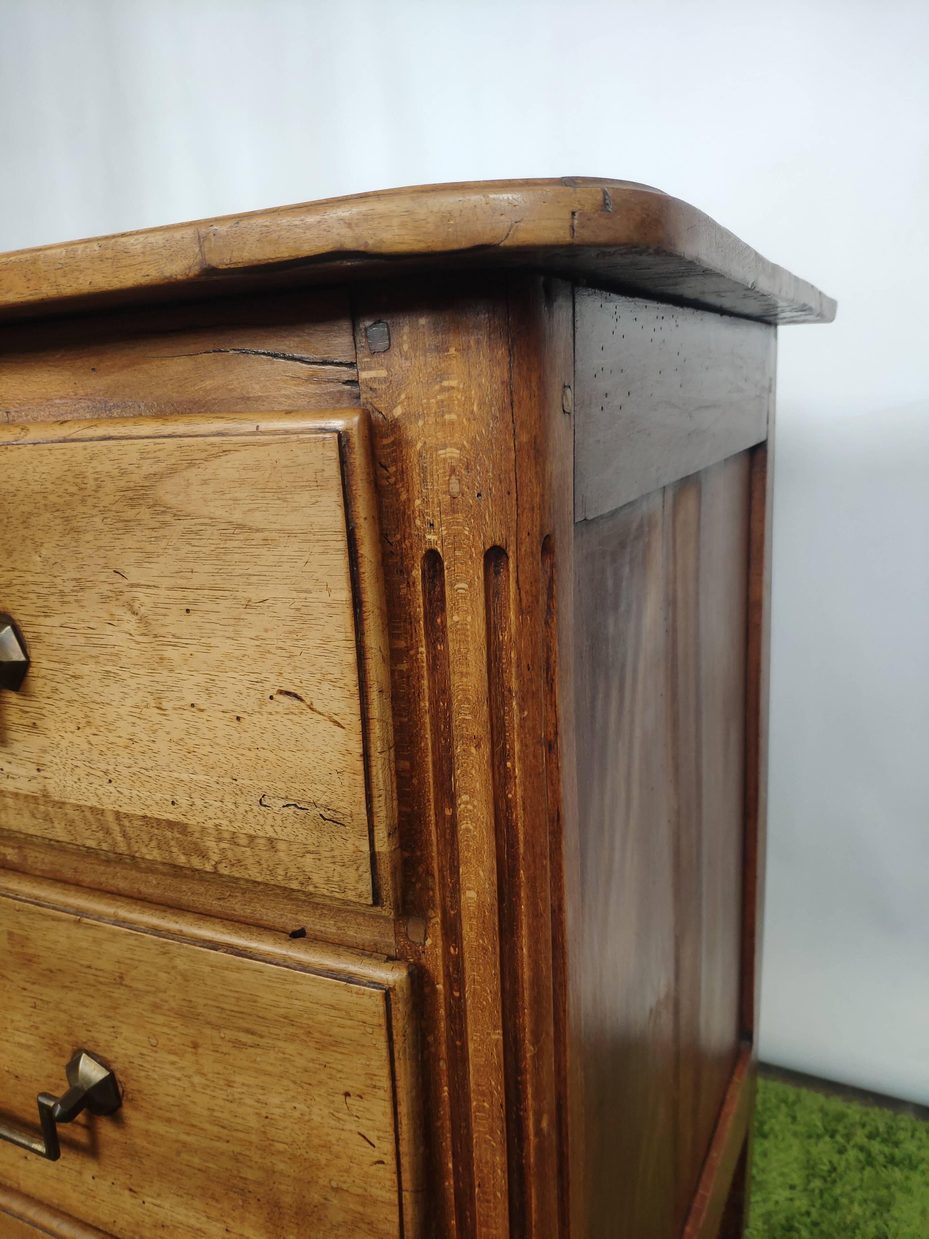 Louis XVI light oak style chest of drawers