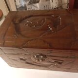 Boite indonésienne en bois des années 60