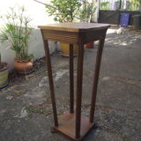 Art Deco pedestal table
