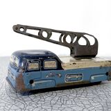 Lot of 4 metal cars, old toys