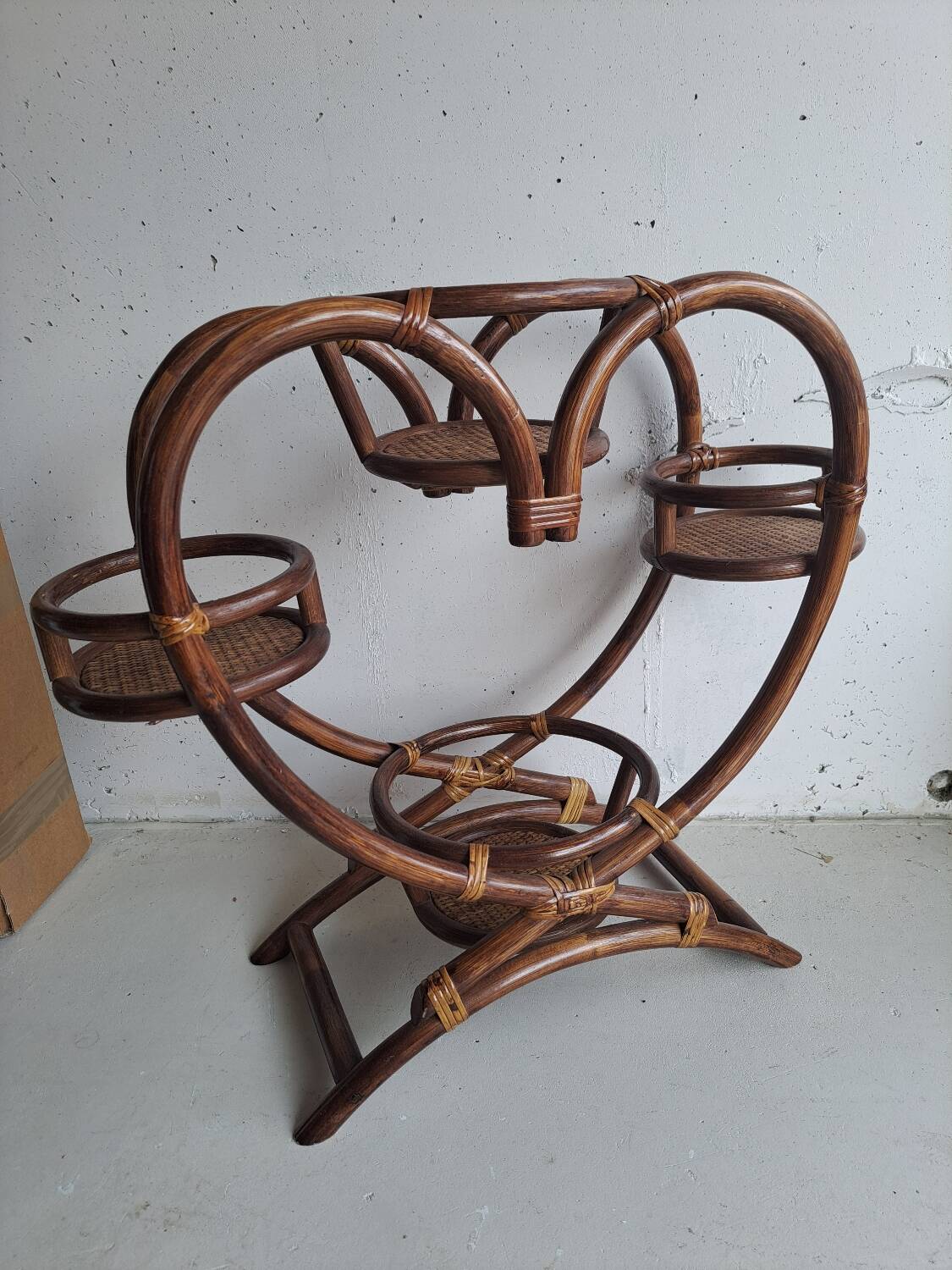 Vintage rattan heart plant holder