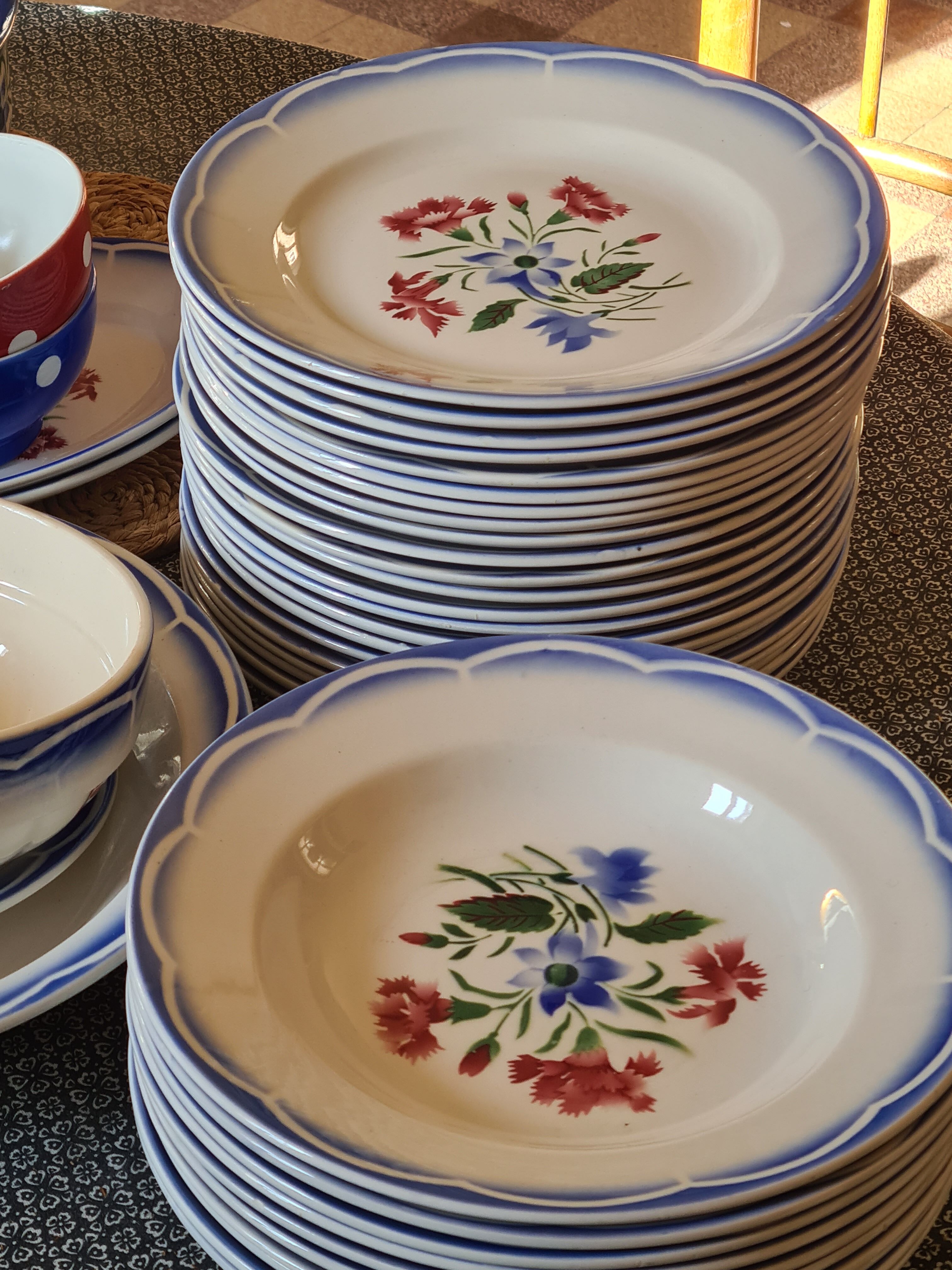 Digoin Sarreguemines 6 flat plates Elorn